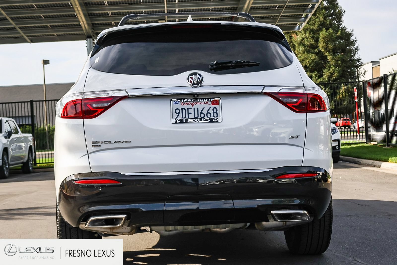 Used 2022 Buick Enclave Essence w/ Experience Buick Package AWD/4WD image 5