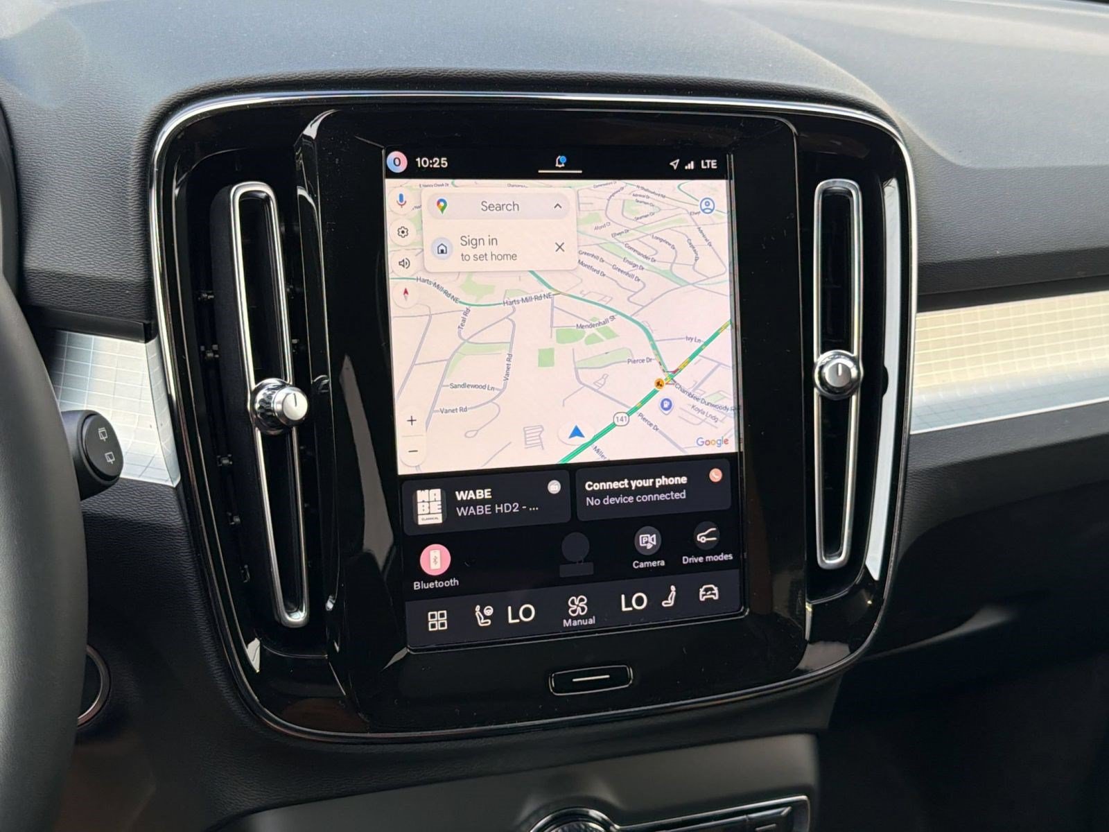 New 2026 Volvo XC40 B5 Ultra w/ Protection Package Premier AWD/4WD image 19