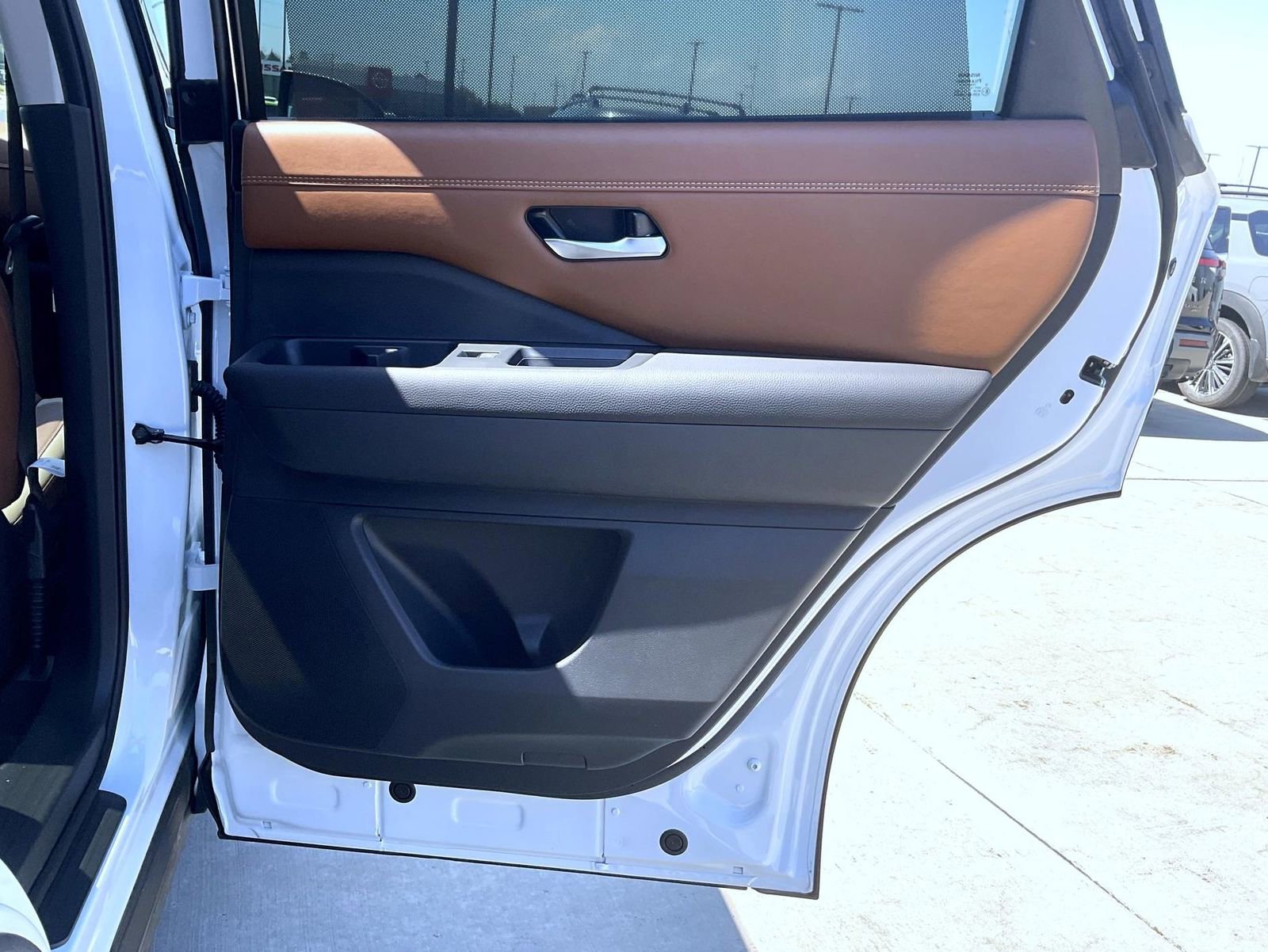 New 2026 Nissan Pathfinder Platinum AWD/4WD image 23