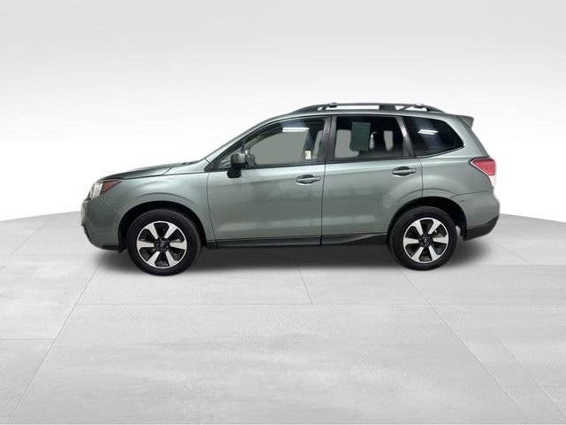 Used 2017 Subaru Forester 2.5i Premium w/ All-Weather Package image 10
