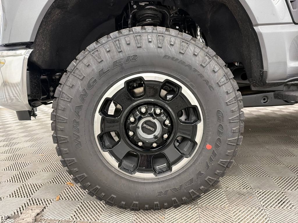 New 2026 Ford F250 XLT w/ Tremor Off-Road Package image 11
