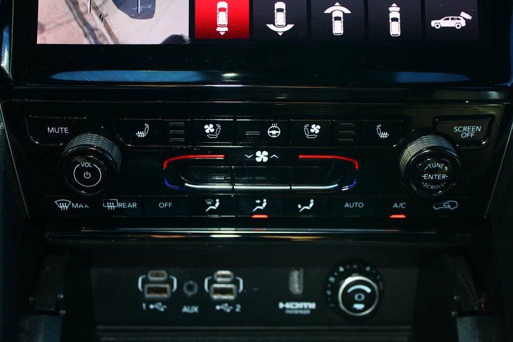 Used 2024 Jeep Grand Cherokee Trailhawk w/ Advanced Protech Group II image 20