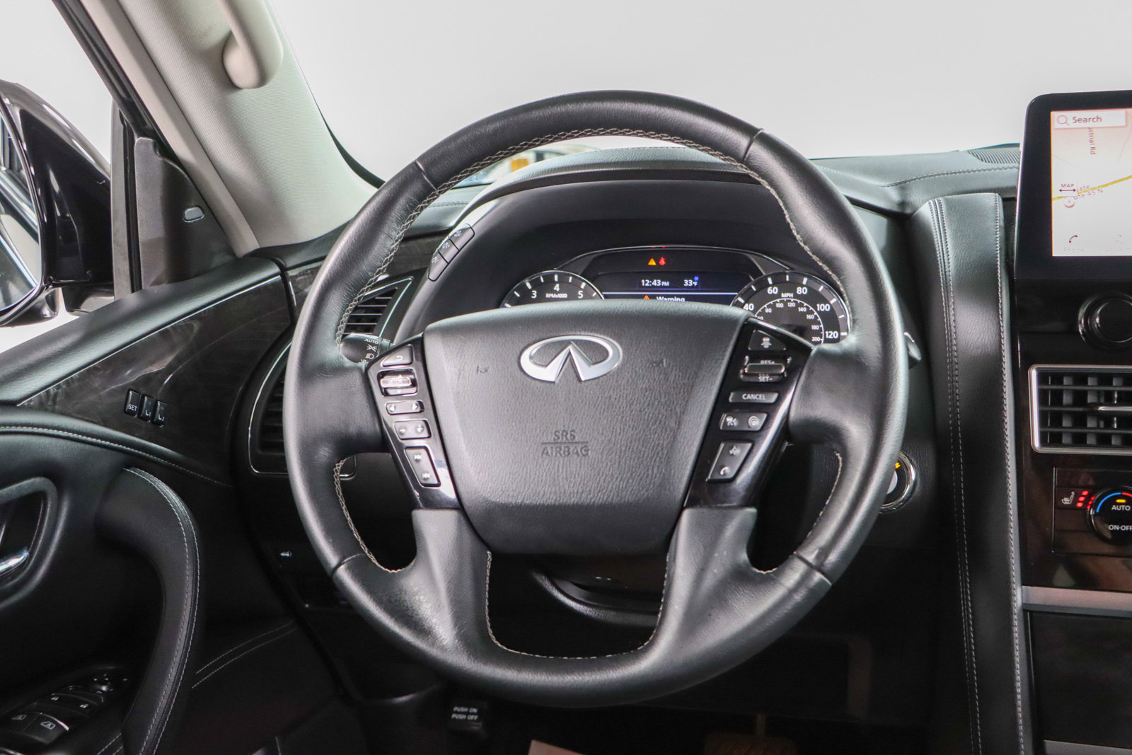 Used 2022 INFINITI QX80 Luxe w/ Cargo Package image 13