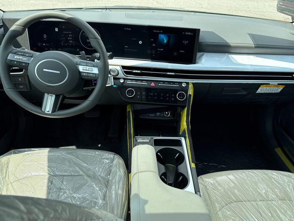 New 2025 Hyundai Sonata Limited image 14