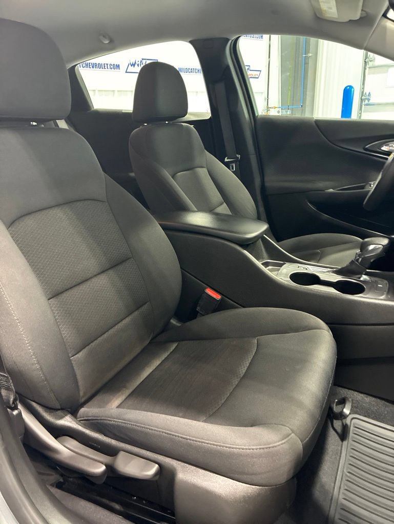 Used 2023 Chevrolet Malibu LS FWD image 30
