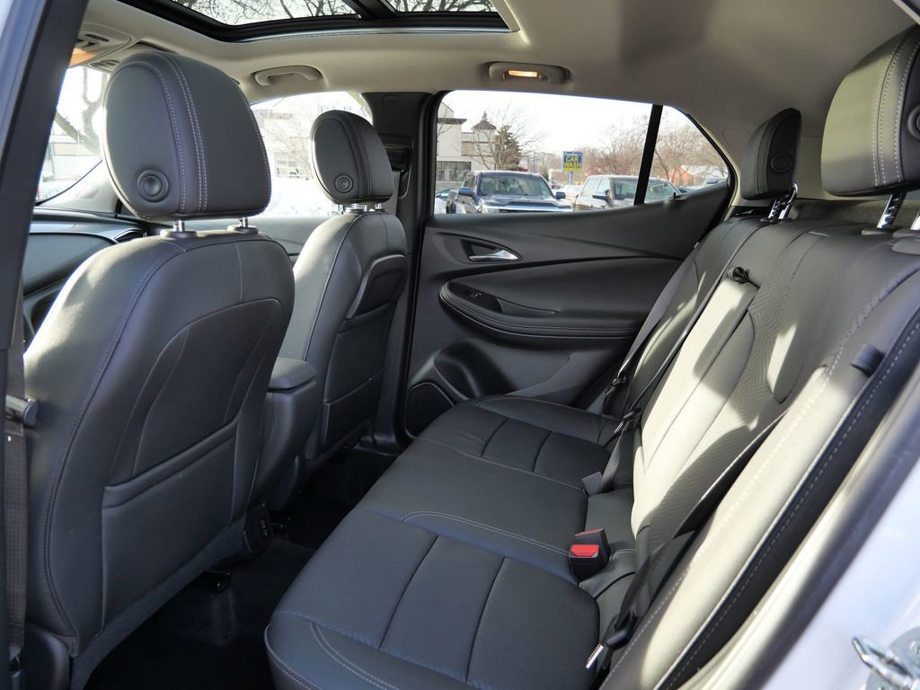 Used 2022 Buick Encore GX Essence w/ Experience Buick Package image 13