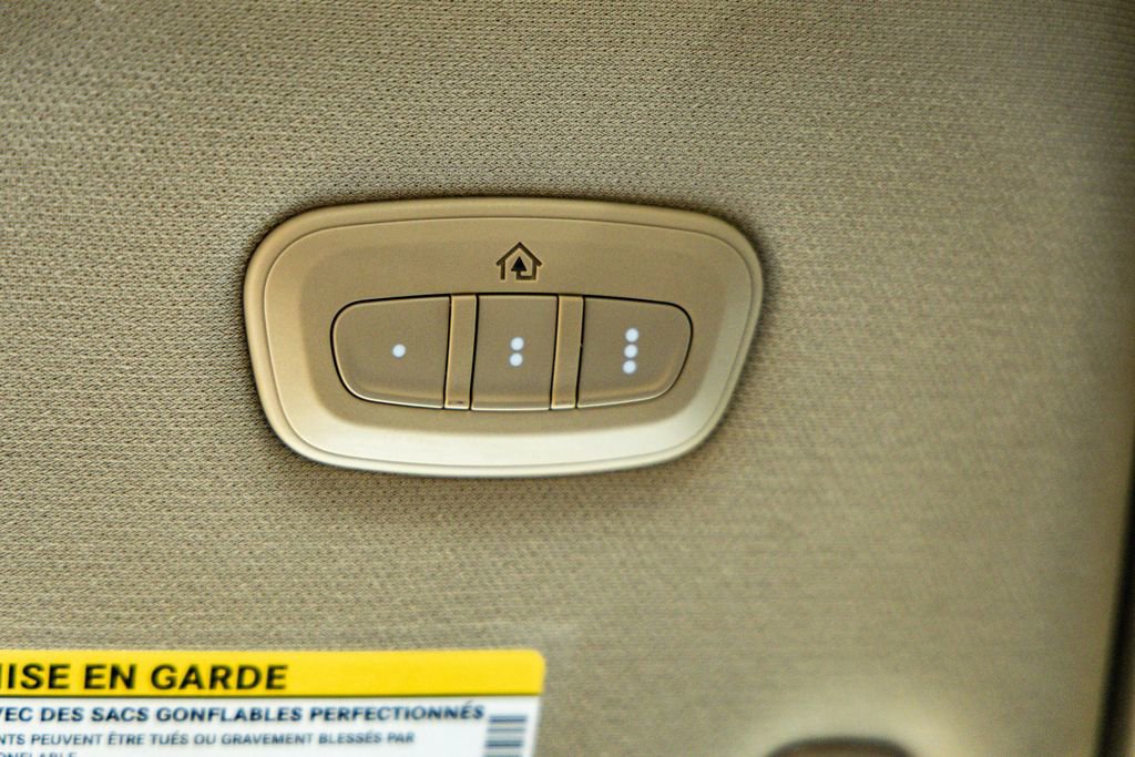 Used 2020 RAM 3500 Laramie image 15