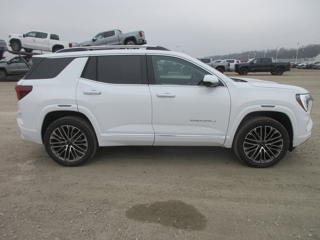 New 2026 GMC Terrain Denali image 3
