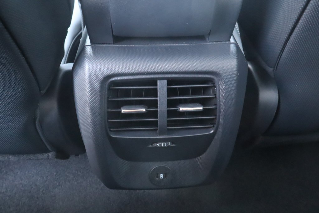Used 2025 Ford Mustang Mach-E Premium AWD/4WD image 31
