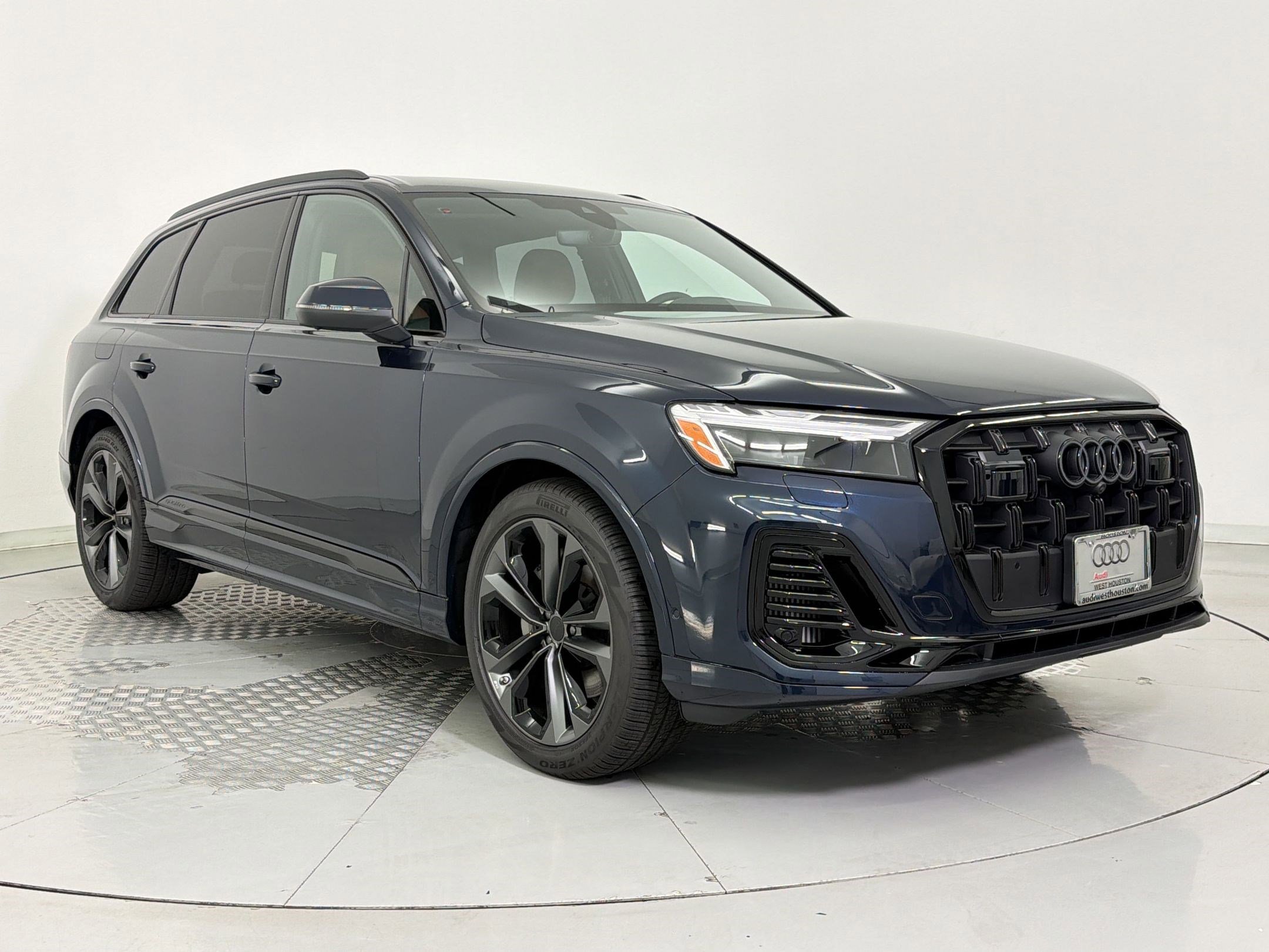New 2026 Audi Q7 3.0T Premium Plus AWD/4WD image 7
