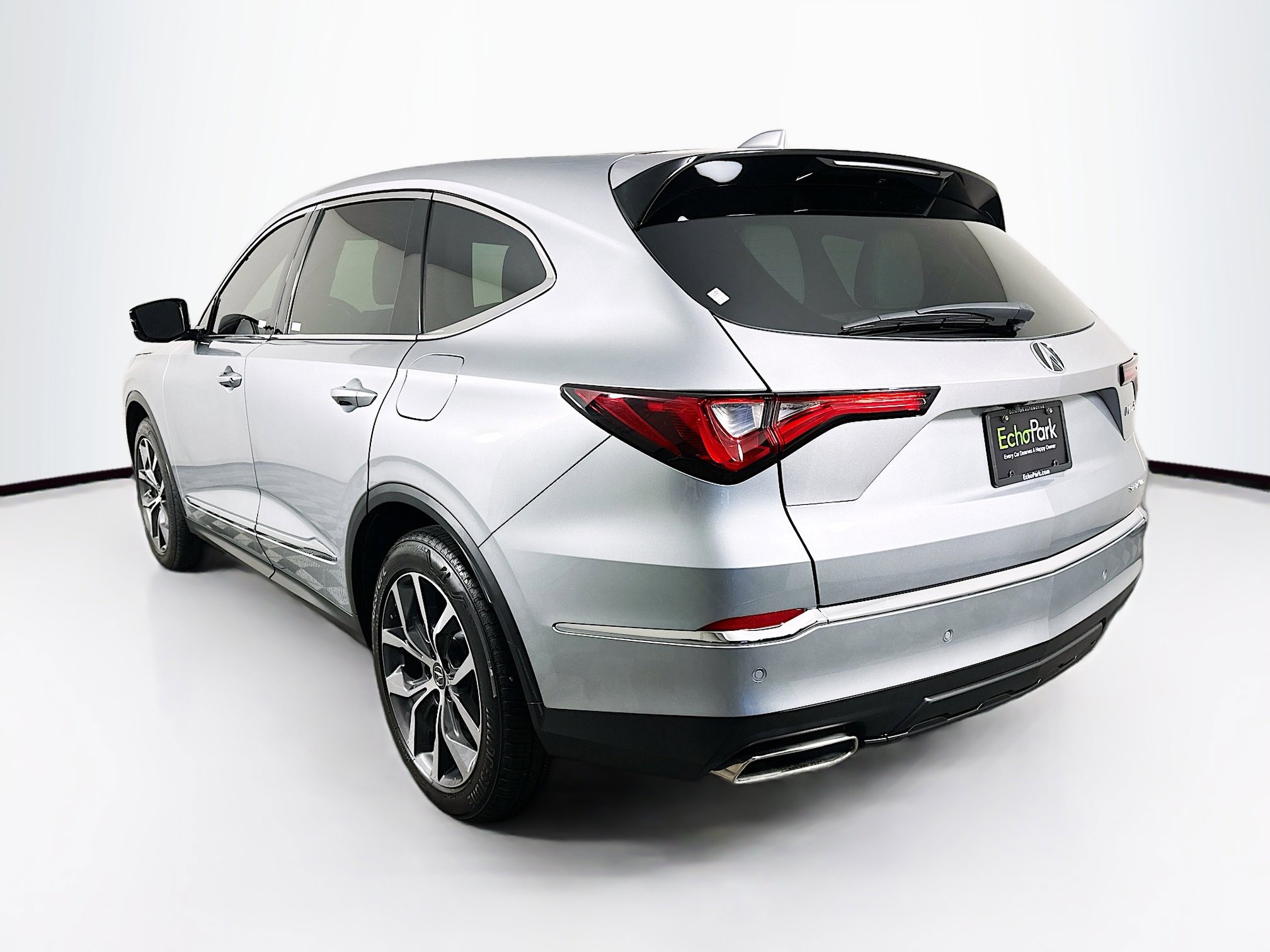 Used 2023 Acura MDX SH-AWD w/ Technology Package image 5