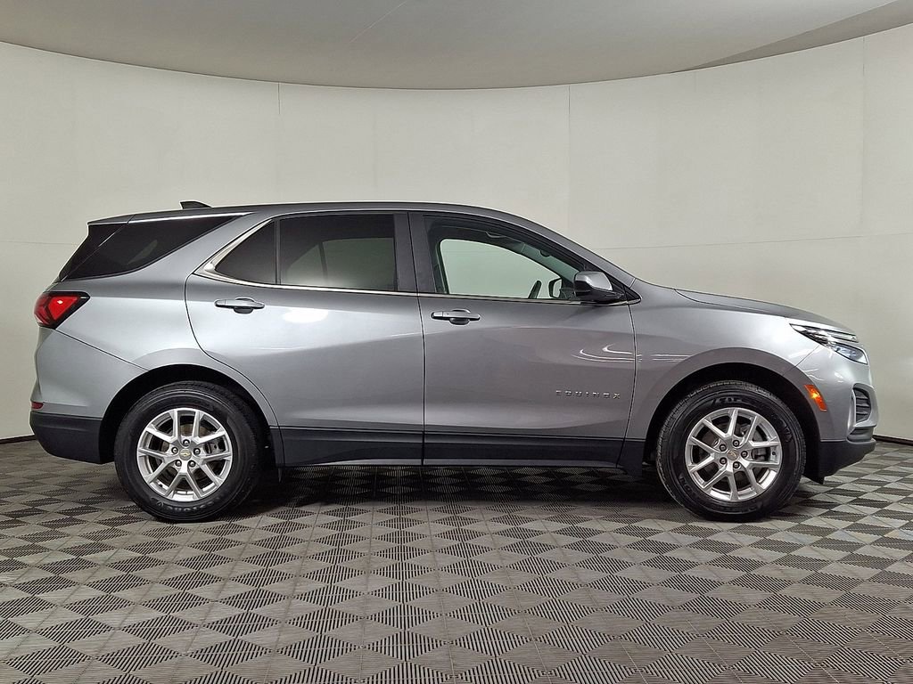 Used 2023 Chevrolet Equinox LT image 10