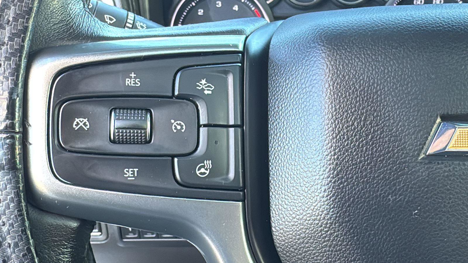 Certified 2022 Chevrolet Silverado 3500 LTZ w/ LTZ Plus Package image 17