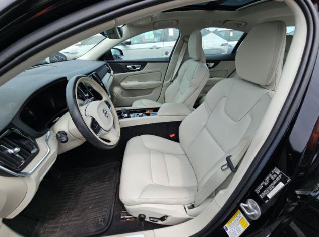 Used 2024 Volvo S60 B5 Plus w/ Climate Package AWD/4WD image 6
