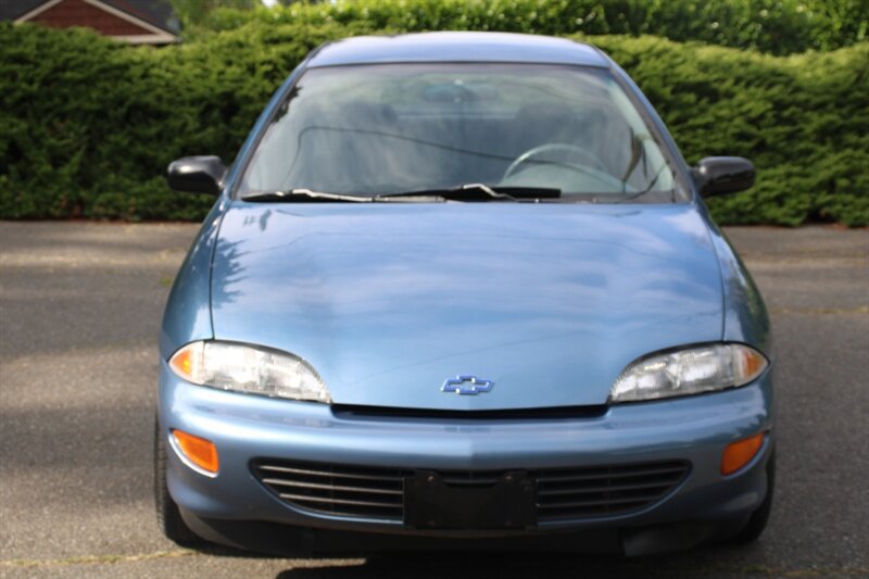 Used 1997 Chevrolet Cavalier LS w/ Preferred Equipment Group 1 FWD image 9