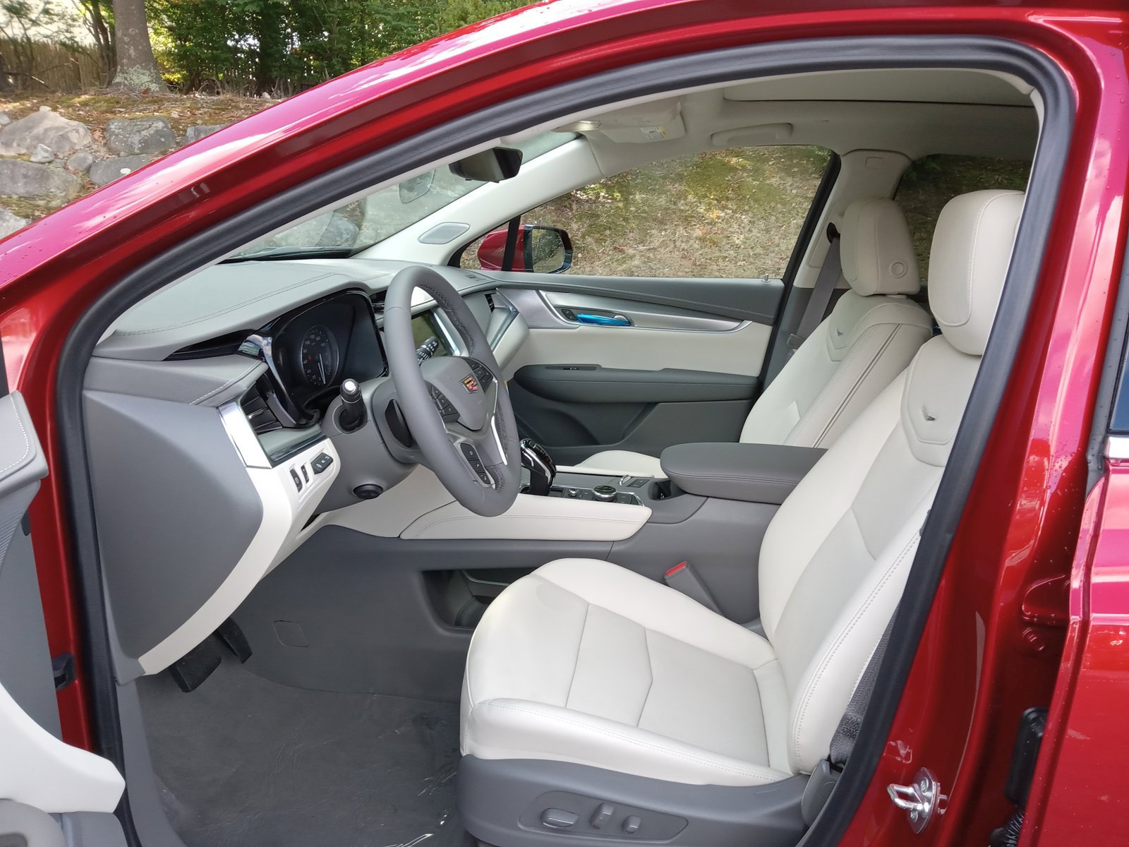 New 2026 Cadillac XT5 Premium Luxury w/ Driver Assist Package AWD/4WD image 11