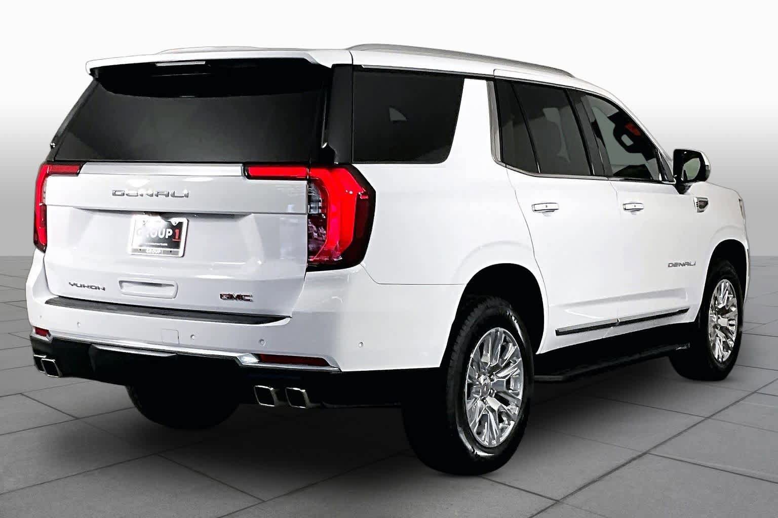 Certified 2025 GMC Yukon Denali AWD/4WD image 13