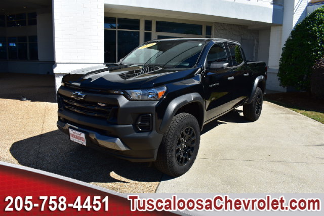 Certified 2024 Chevrolet Colorado Trail Boss w/ Advanced Trailering Package AWD/4WD image 5