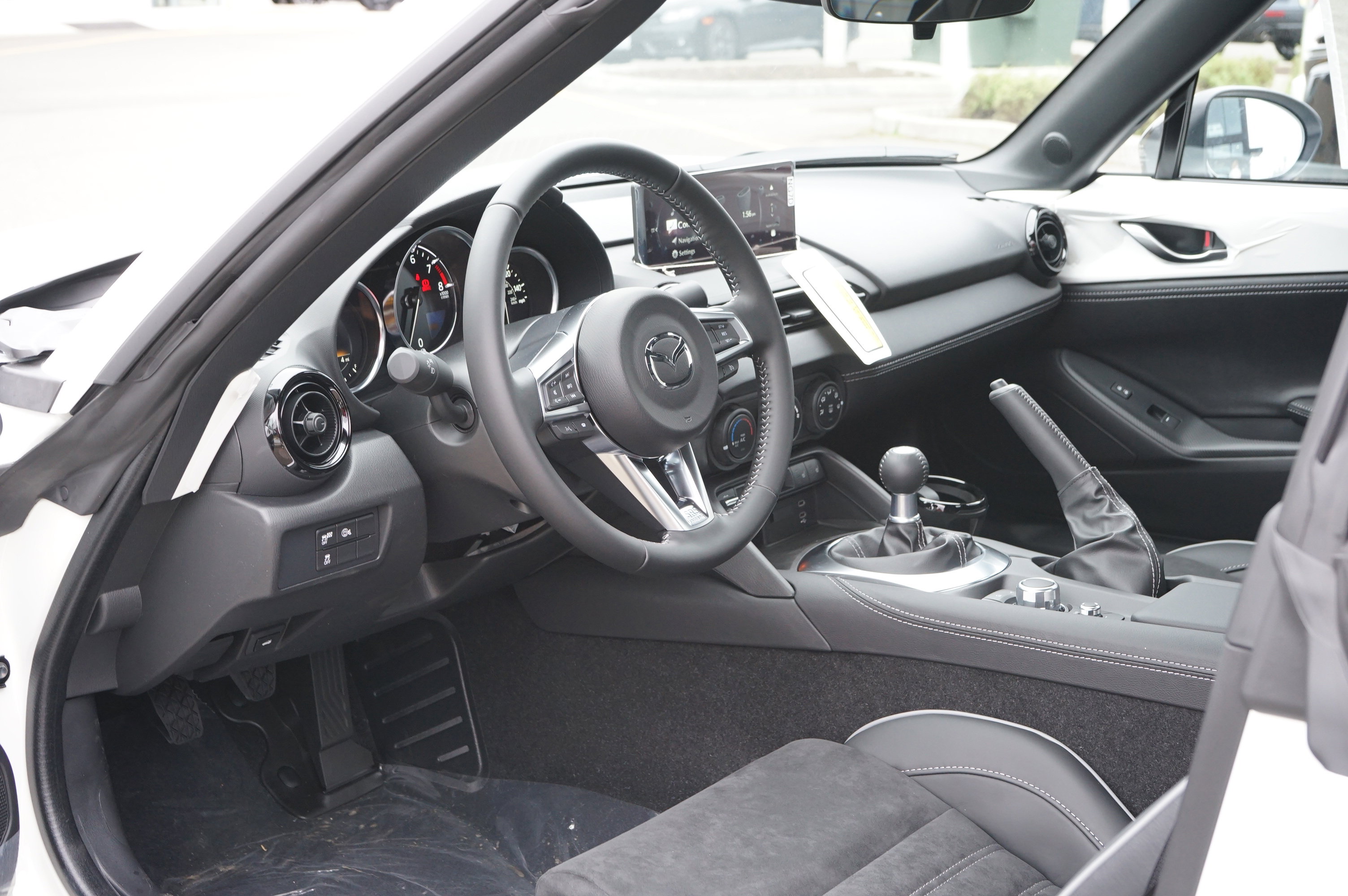 New 2025 MAZDA MX-5 Miata RF Club image 10