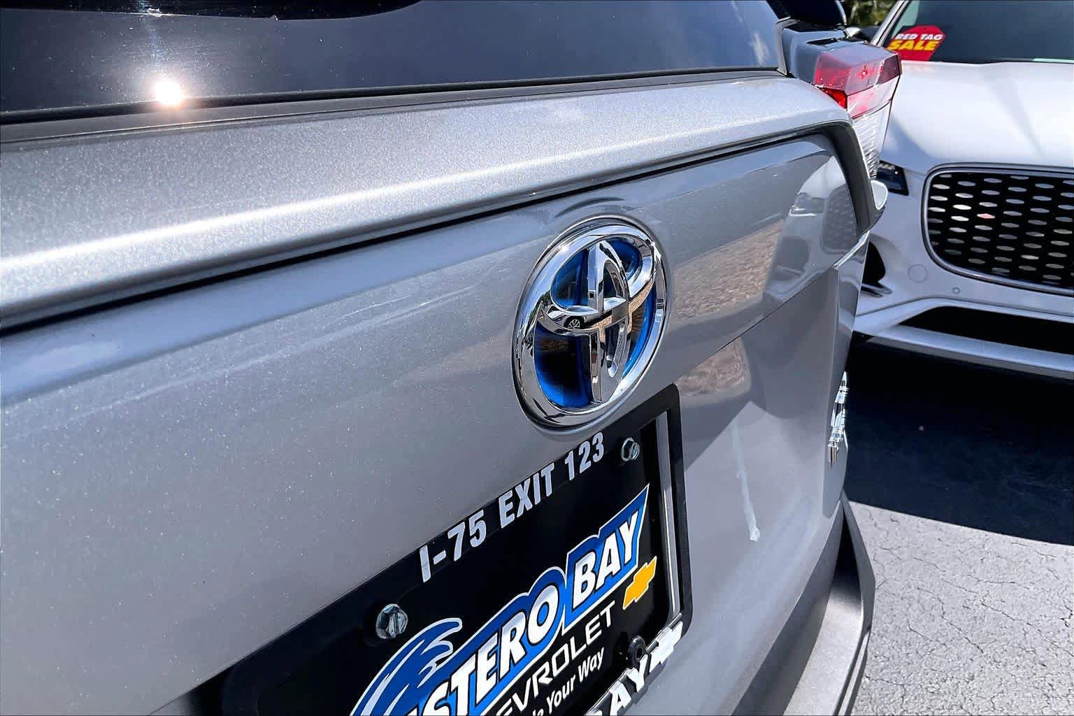 Used 2024 Toyota RAV4 XLE Premium w/ Weather Package AWD/4WD image 9