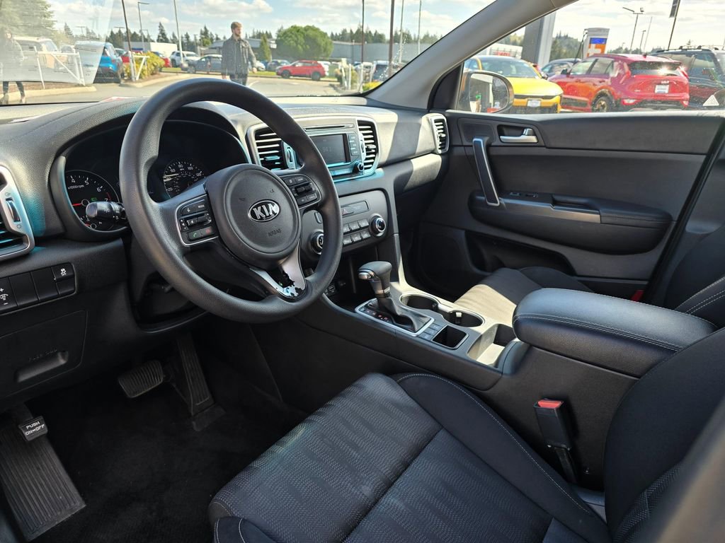 Used 2017 Kia Sportage LX image 11