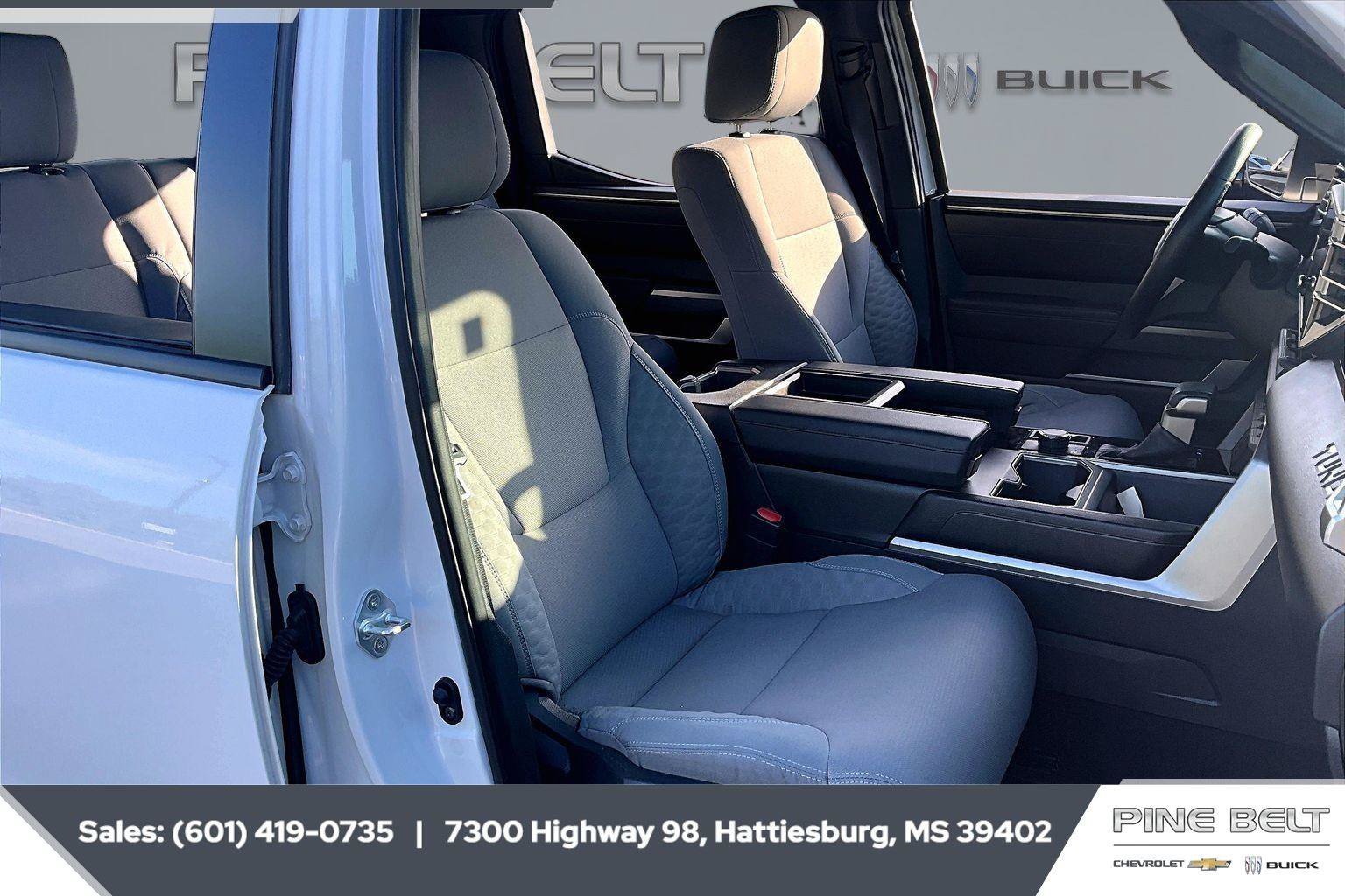 Used 2025 Toyota Tundra SR5 AWD/4WD image 7