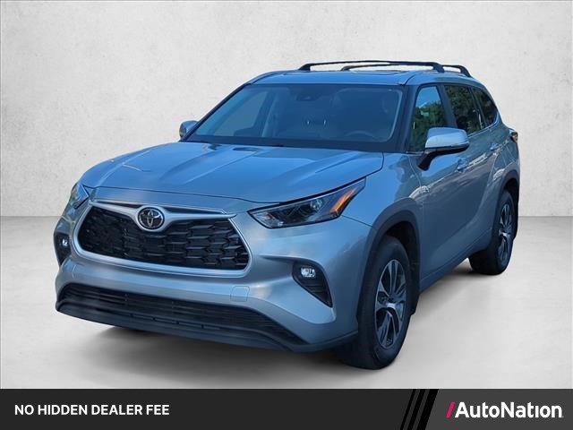 Certified 2025 Toyota Highlander XLE