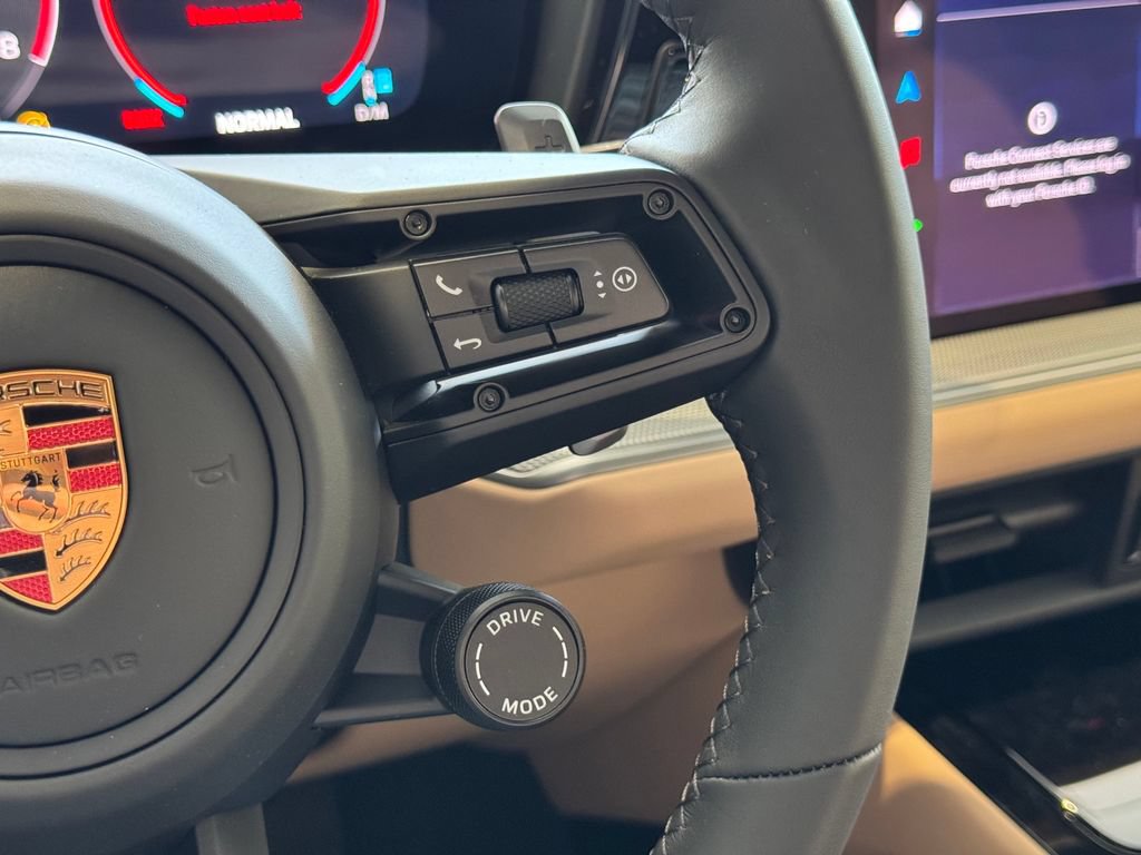 New 2026 Porsche Cayenne AWD/4WD image 31