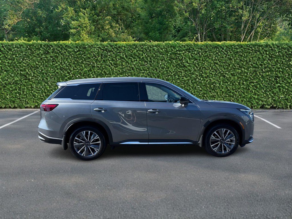 Used 2026 INFINITI QX60 Luxe w/ Cargo Package AWD/4WD image 2