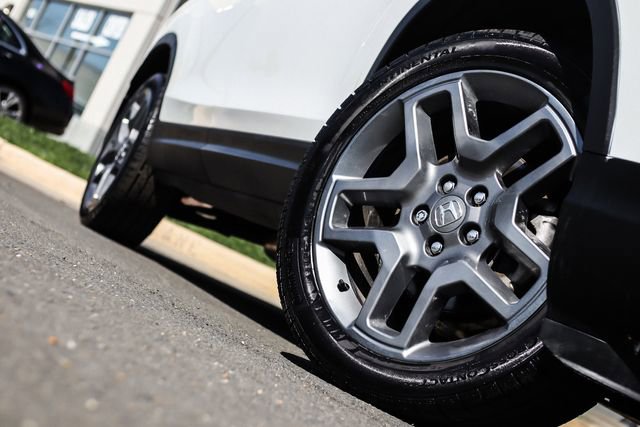 Used 2023 Honda Passport EX-L image 9