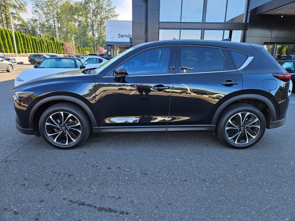 Used 2023 MAZDA CX-5 AWD 2.5 S w/ Premium Plus Pkg image 2