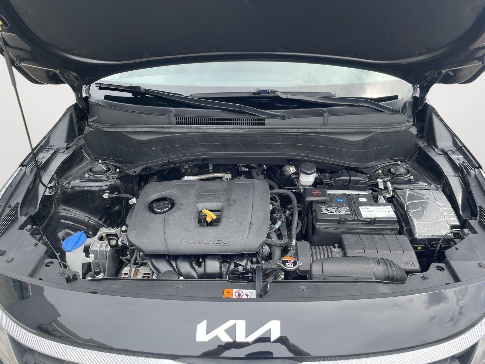 Used 2022 Kia Seltos LX image 8