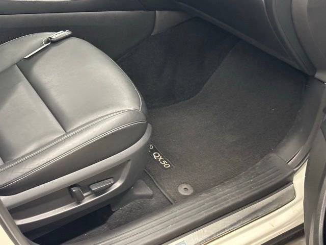 Used 2020 INFINITI QX50 Essential w/ Edition 30 Package image 34