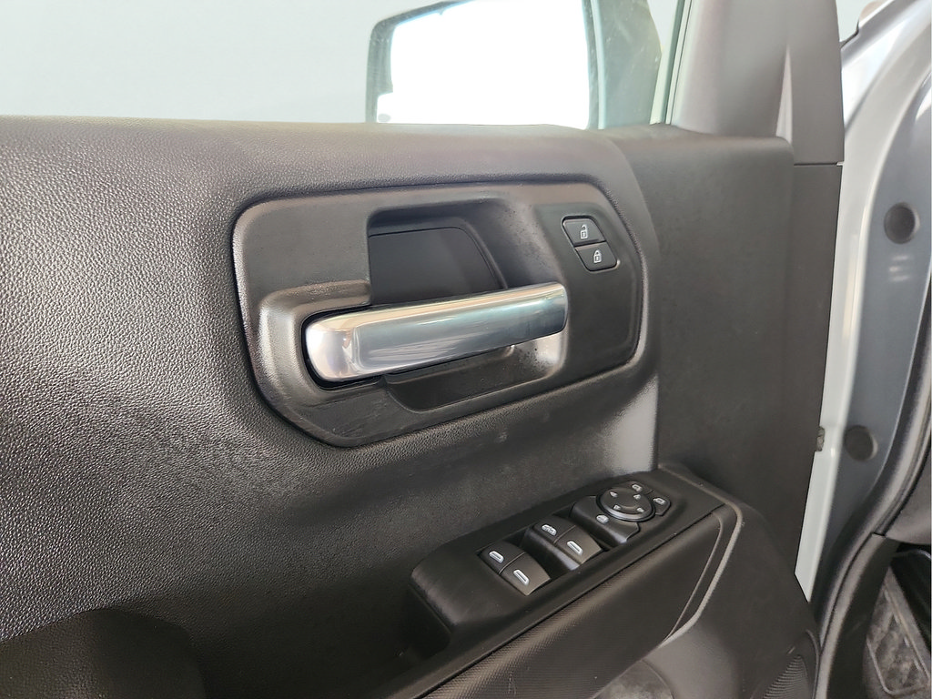 New 2026 Chevrolet Silverado 1500 Custom w/ Turbomax Blackout Package RWD image 15