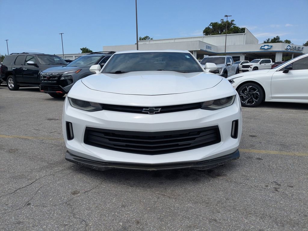 Used 2018 Chevrolet Camaro LT w/ RS Package RWD image 8