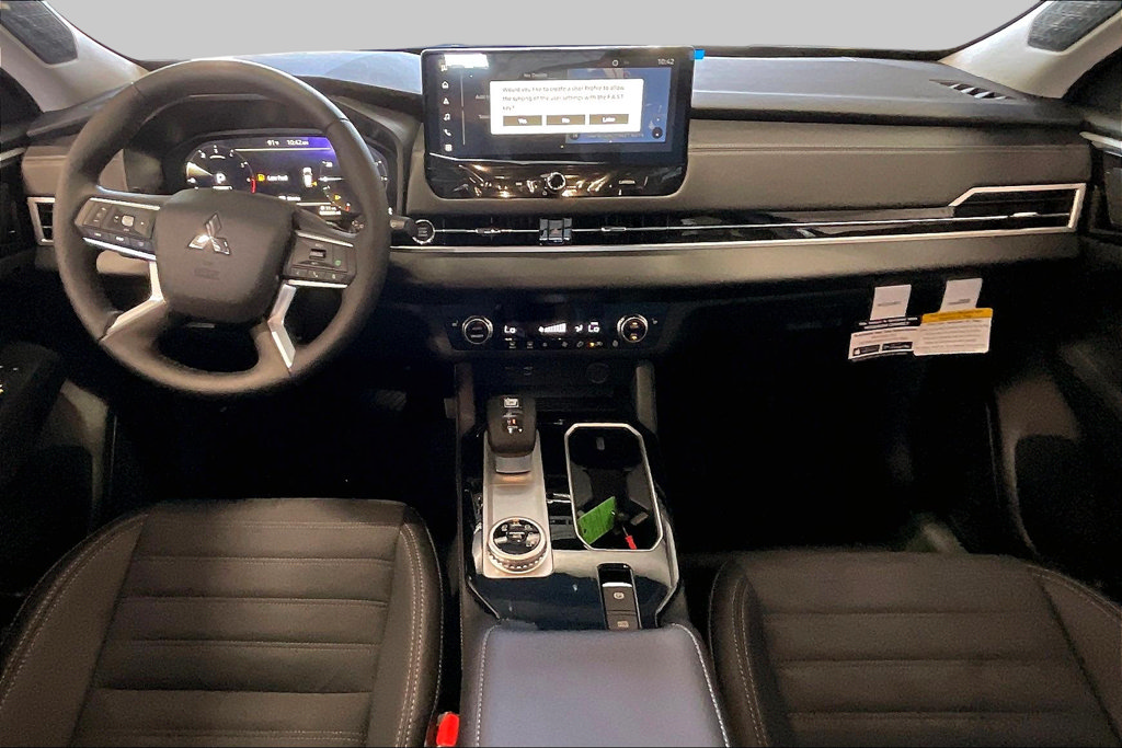 New 2026 Mitsubishi Outlander SE FWD image 5