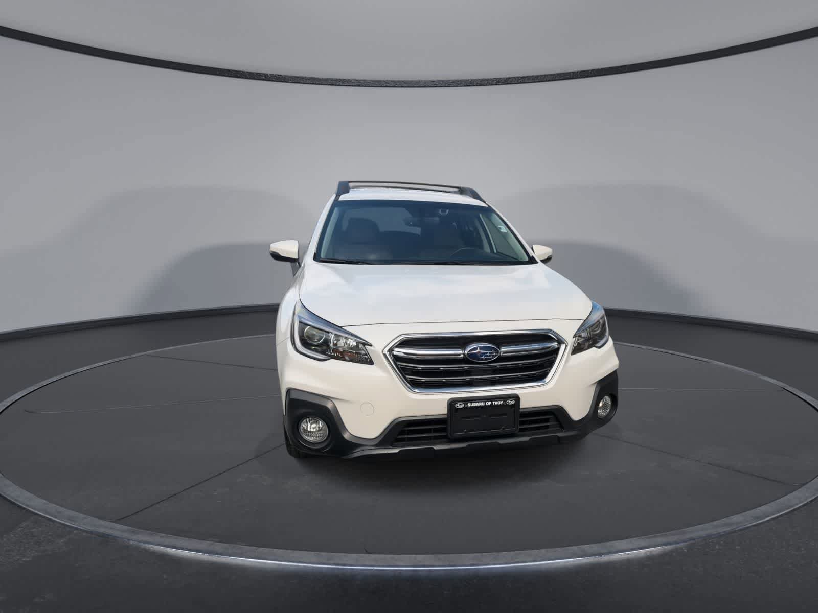 Used 2019 Subaru Outback 2.5i Limited image 3