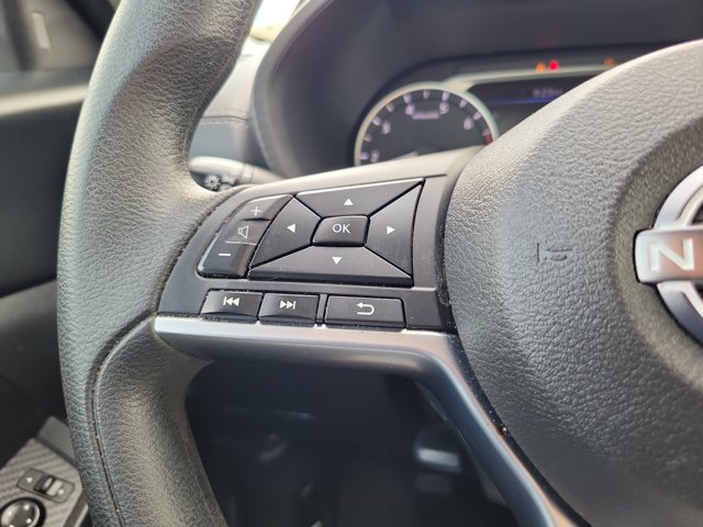 Certified 2025 Nissan Sentra SV FWD image 22