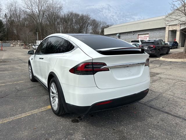 Used 2020 Tesla Model X Long Range image 3