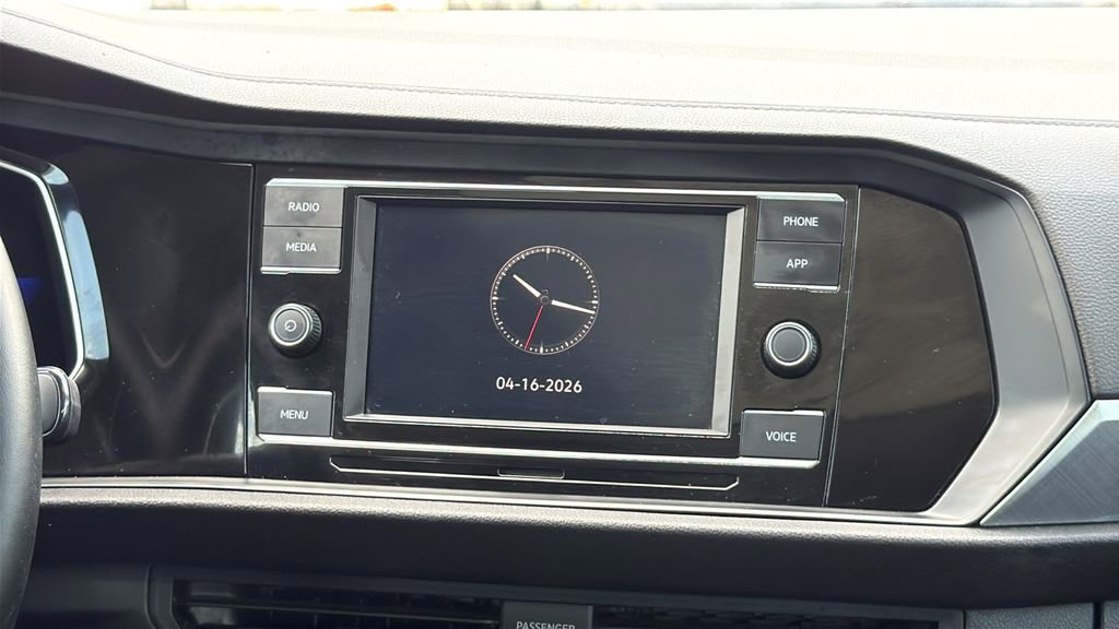 Used 2022 Volkswagen Jetta SE image 23