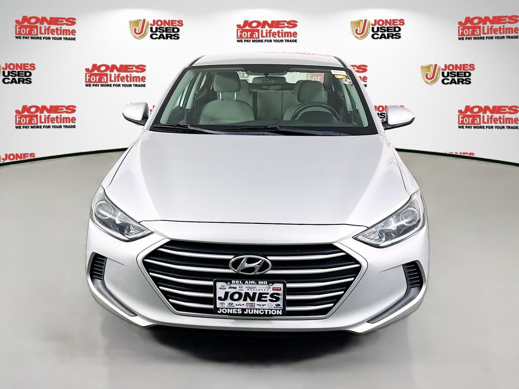 Used 2018 Hyundai Elantra SE w/ SE Connectivity Package 04 FWD image 10