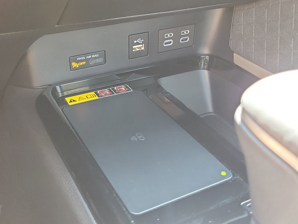 Used 2026 Toyota Camry XLE image 13