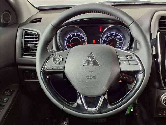 Used 2024 Mitsubishi Outlander Sport LE AWD/4WD image 22