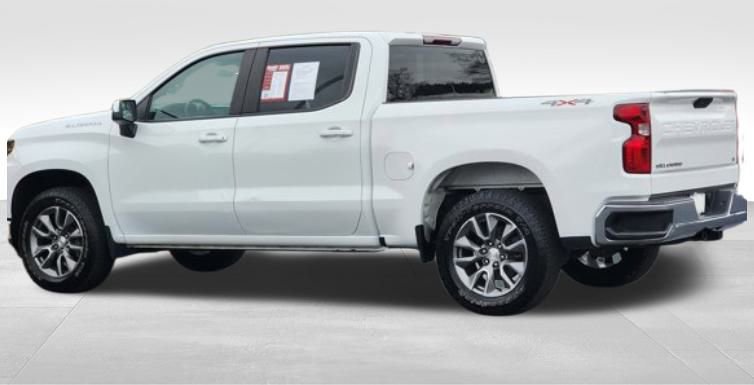 Used 2021 Chevrolet Silverado 1500 LT image 3