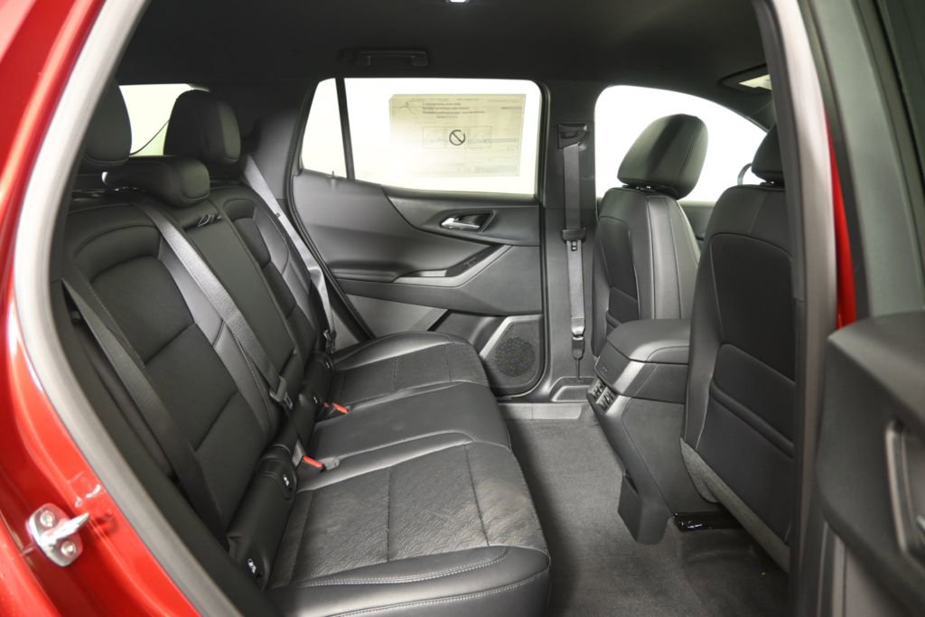 New 2026 Chevrolet Equinox LT w/ Convenience Package II image 15