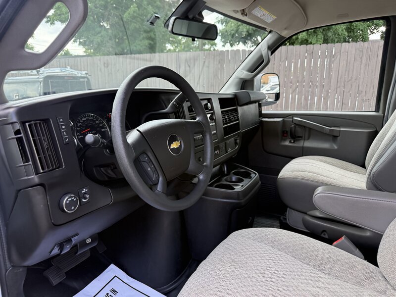 Used 2021 Chevrolet Express 3500 w/ Power Convenience Package RWD image 28