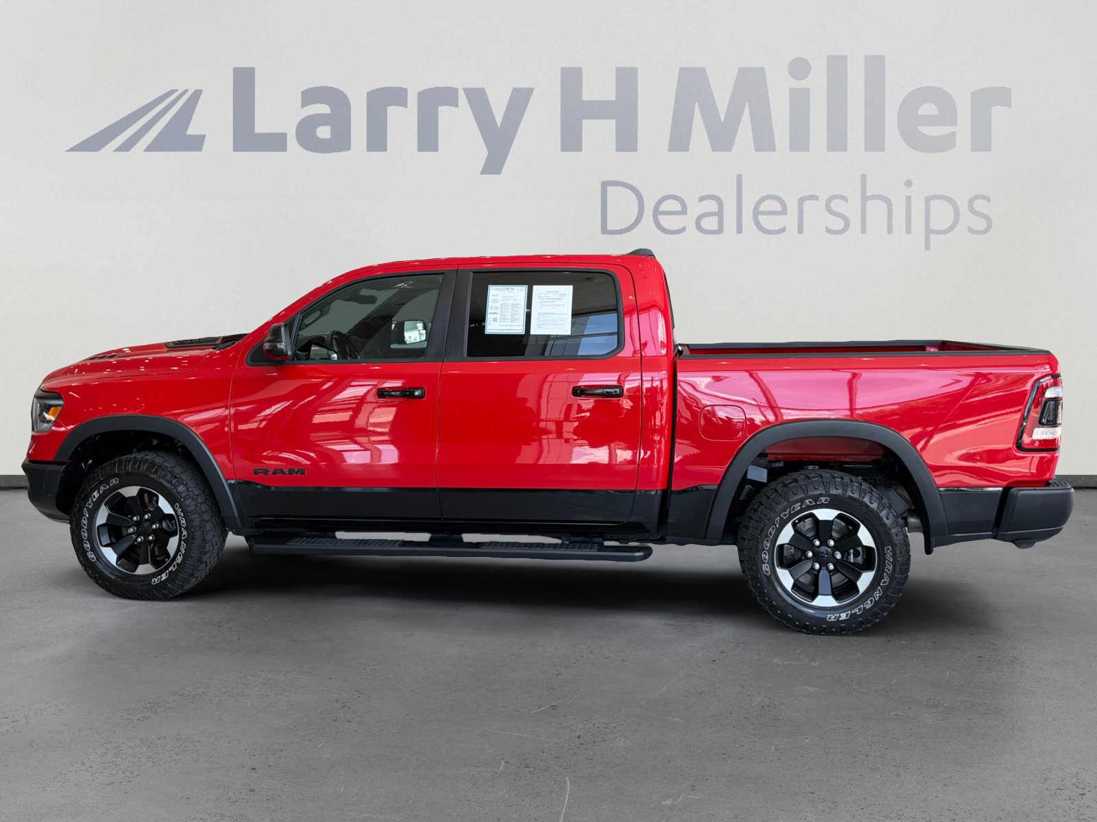 Used 2023 RAM 1500 Rebel w/ Rebel Level 2 Equipment Group AWD/4WD image 2