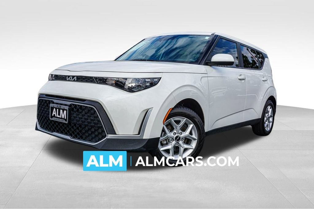 Used 2023 Kia Soul LX w/ LX Technology Package