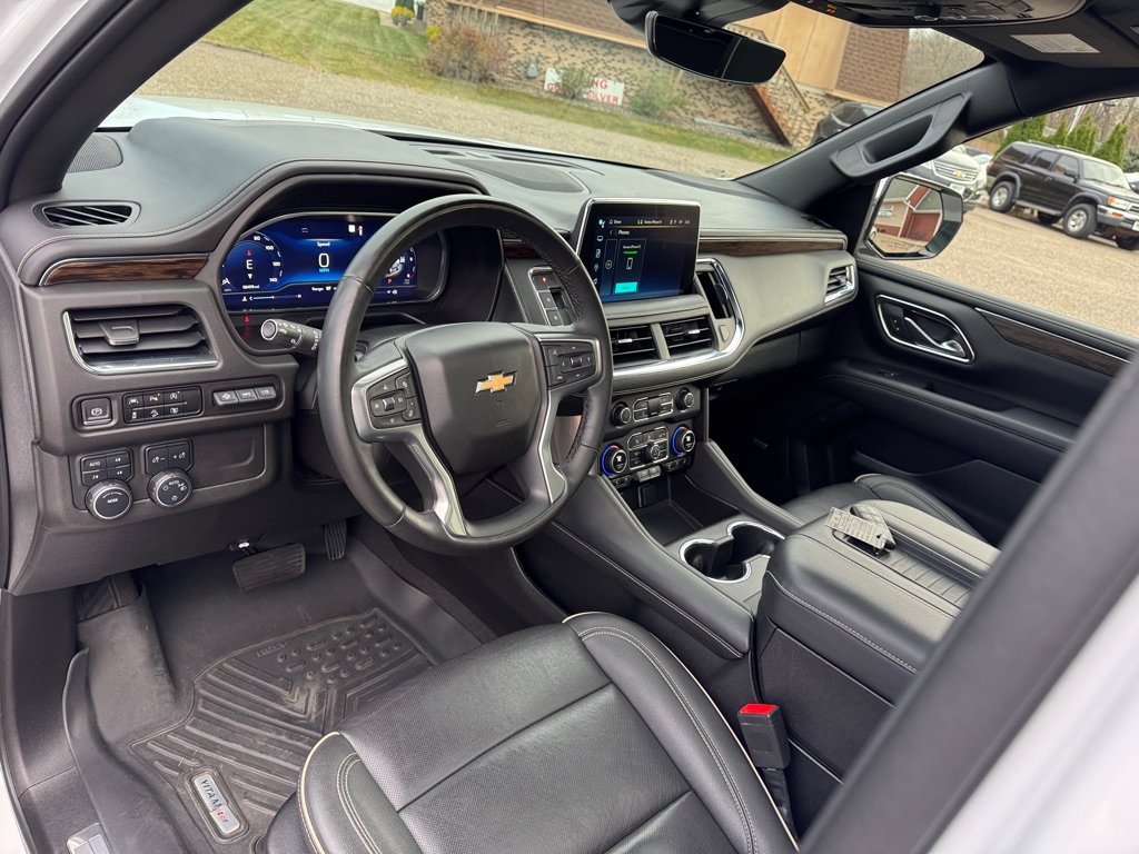 Used 2023 Chevrolet Tahoe Premier w/ Premium Package 2 image 17