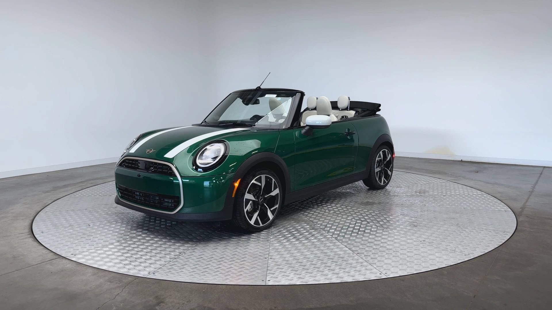 New 2026 MINI Cooper Convertible FWD image 4